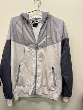 Nike Air Sportswear Windrunner Windbreaker Hooded Jacket Black Gray White Sz L